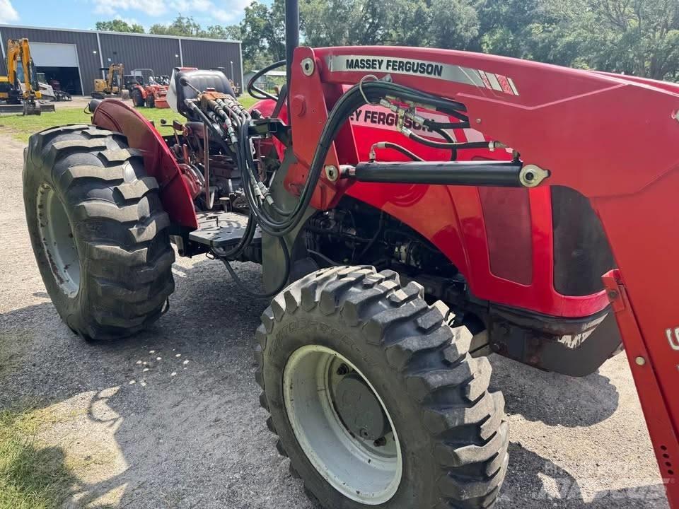 Massey Ferguson 2635 Trattori
