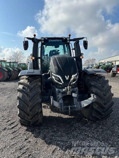 Valtra T 235 D Trattori