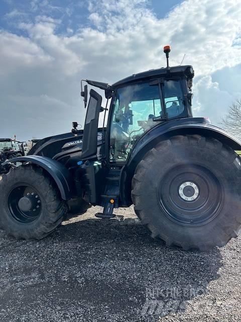 Valtra T 235 D Trattori
