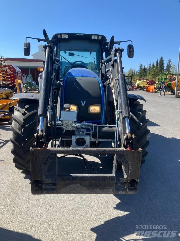 Valtra T 151 Trattori