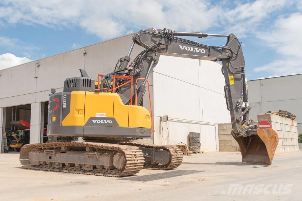 Volvo ECR 235 E Escavatori cingolati