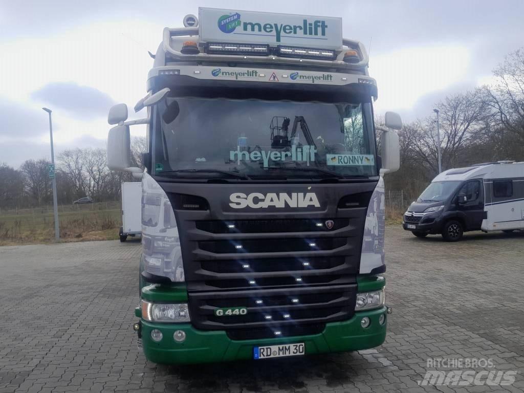 Scania G 440 Autocarro pianale / argano