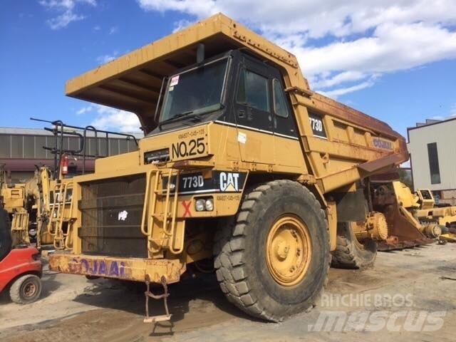 CAT 773D Dumper a telaio rigido