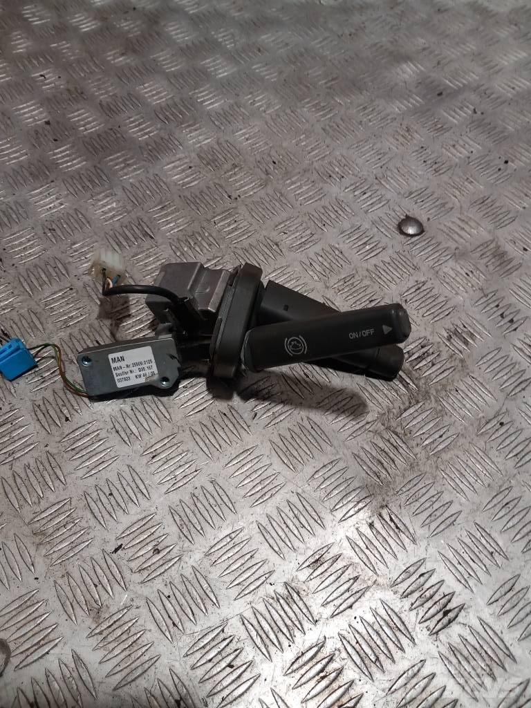 MAN TGM  81255090129 Cabine e interni