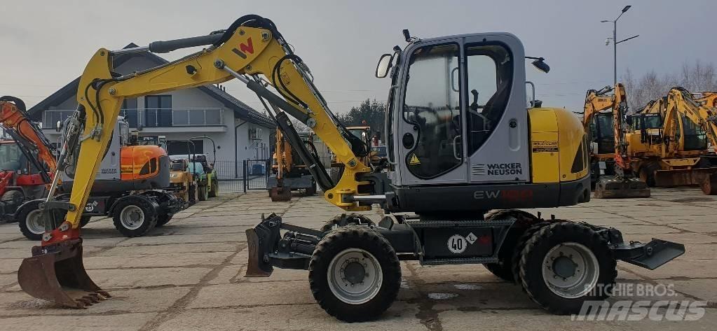 Wacker EW100 Escavatori gommati