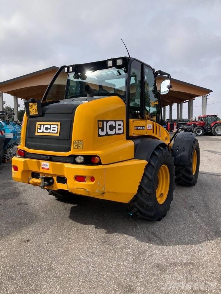 JCB TM 320 Sollevatori telescopici per agricoltura