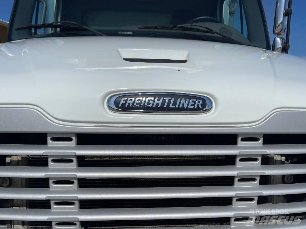 Freightliner M 106 Camion a temperatura controllata