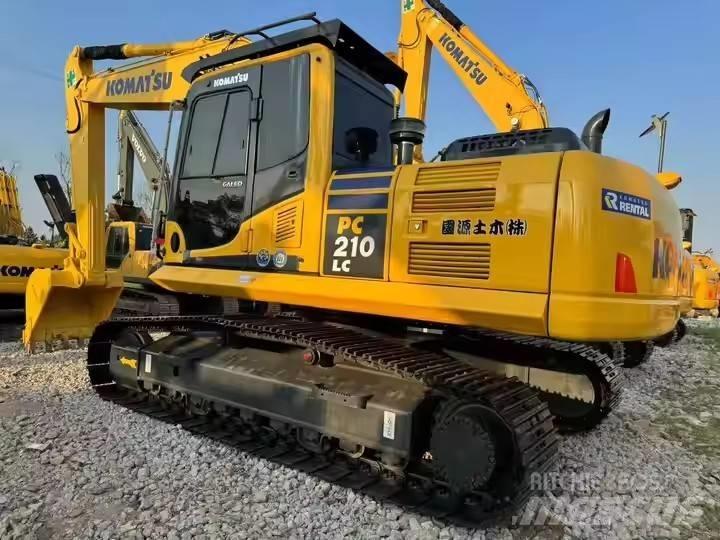 Komatsu PC210LC Escavatori cingolati
