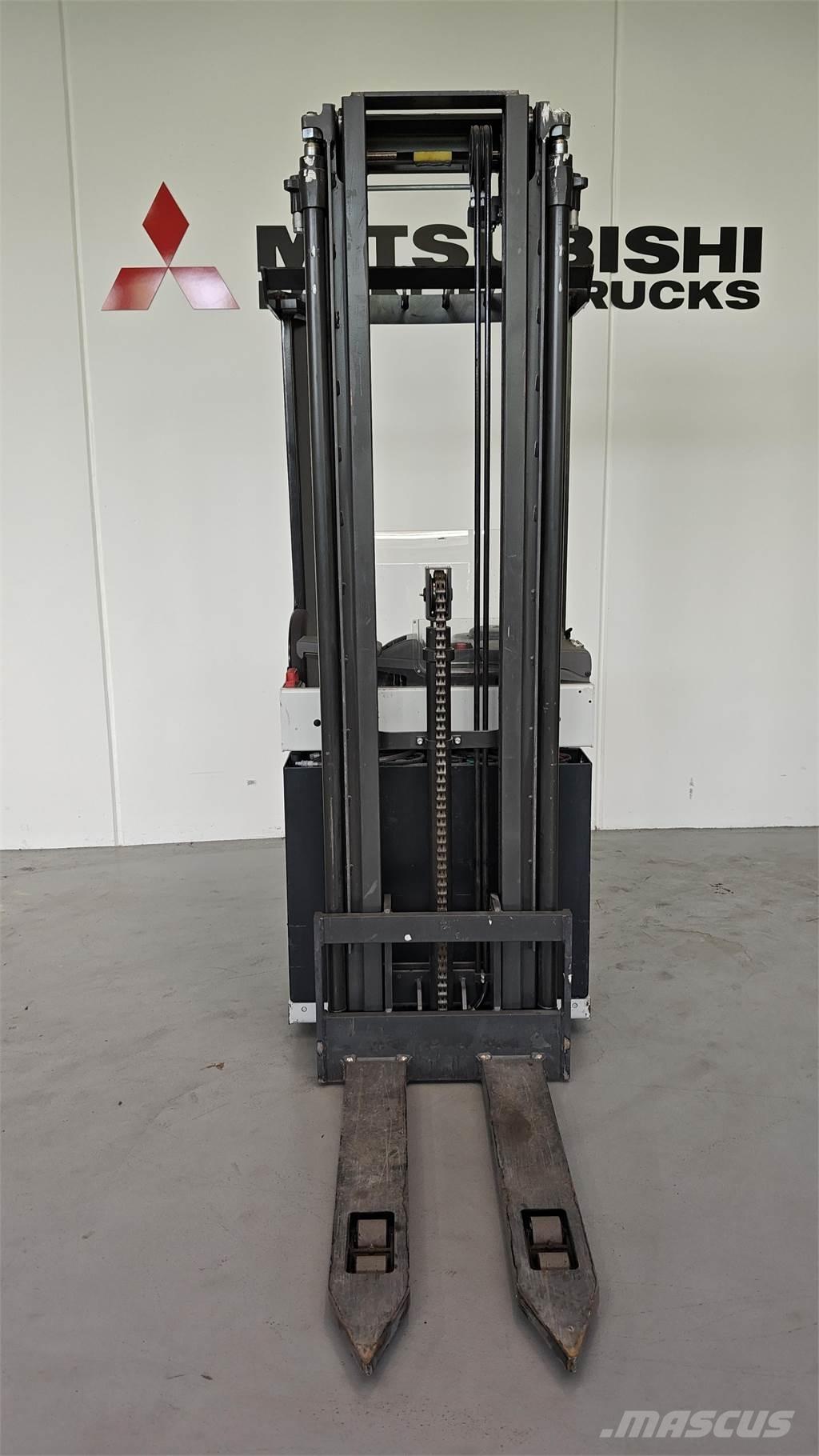 Atlet 160SDTFV Carrelli elevatori bassi a piattaforma