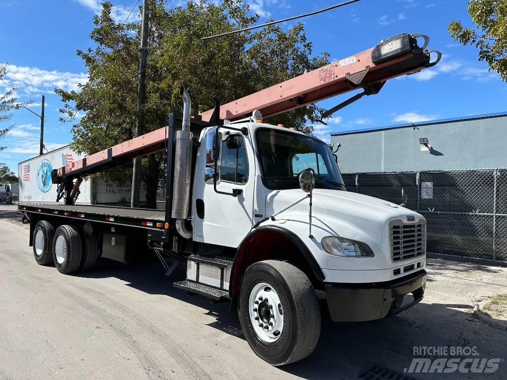 Freightliner M2 Camion con sponde ribaltabili