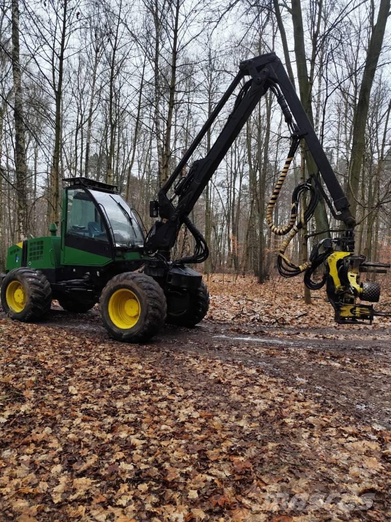 Timberjack 770 Abbattitrici, Disboscatrici
