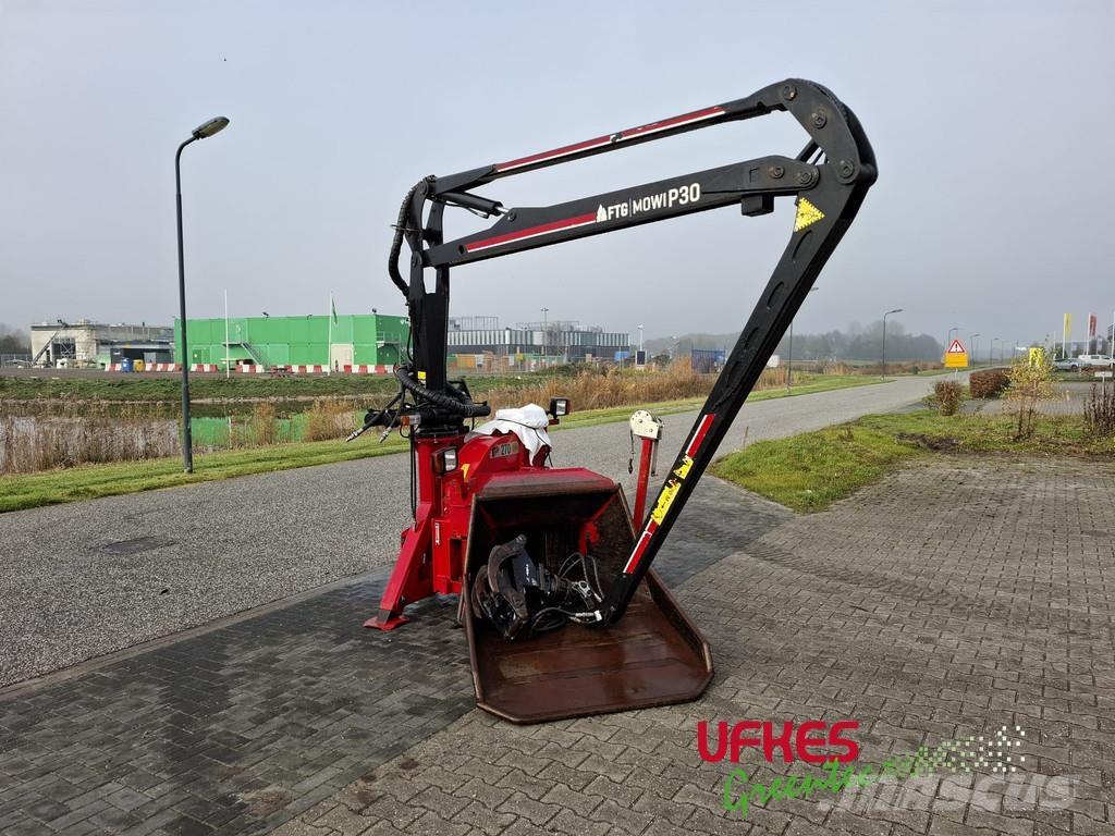 TP 270 PTO K front Cippatrice