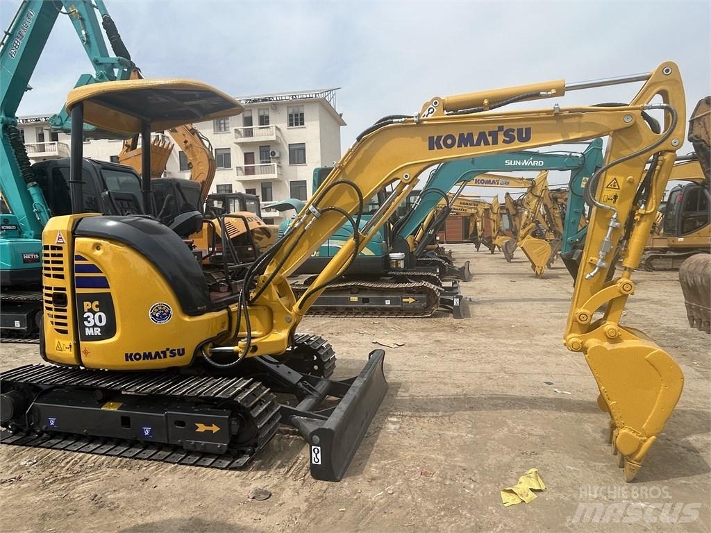 Komatsu PC30 Miniescavatori