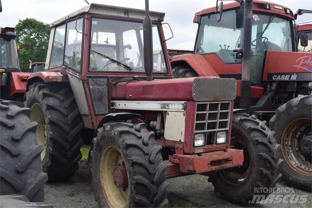 Case IH 844 A/S Trattori
