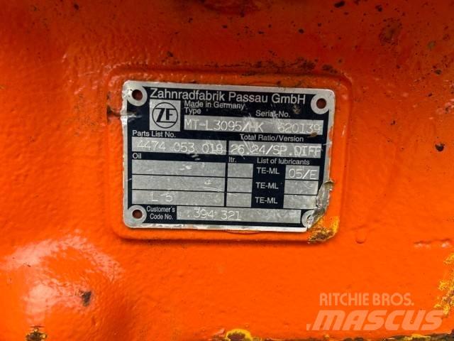 Hitachi Drive Axle Assi