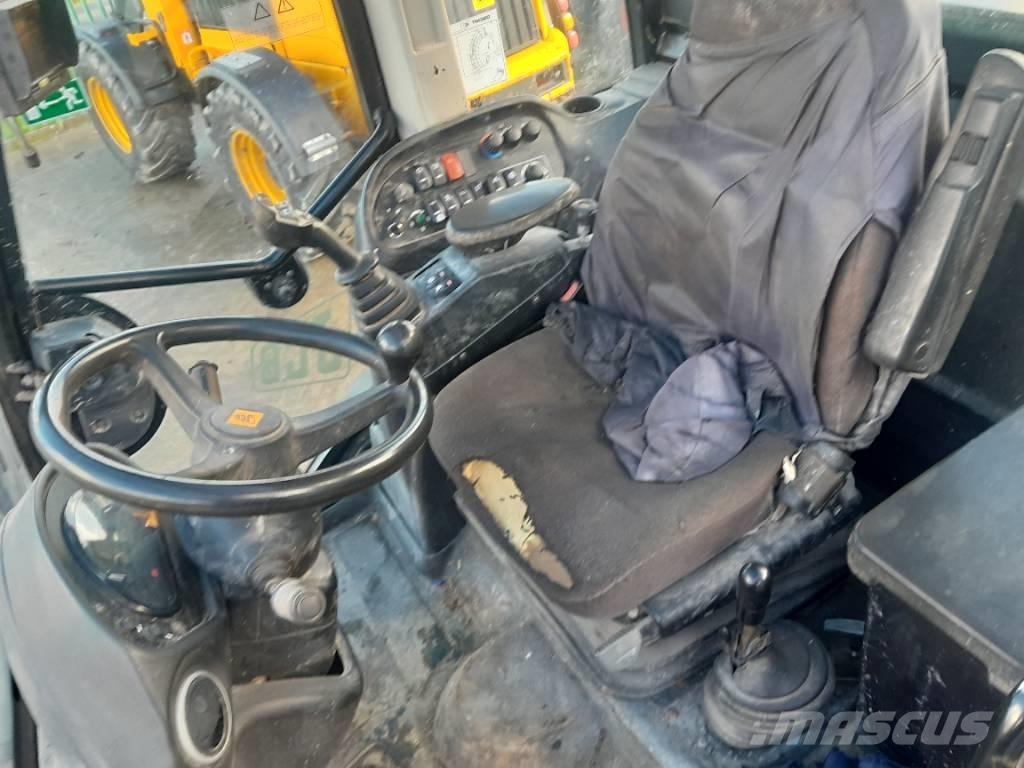 JCB TM 320 S Sollevatori telescopici per agricoltura