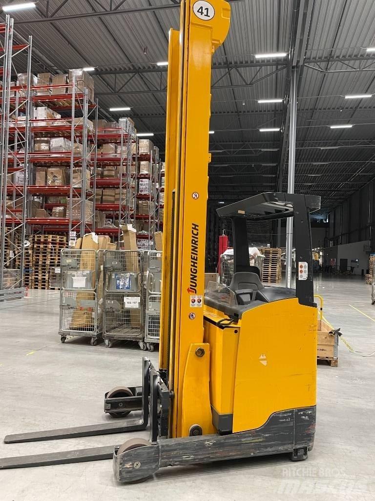 Jungheinrich ETV 214 Carrello retrattile