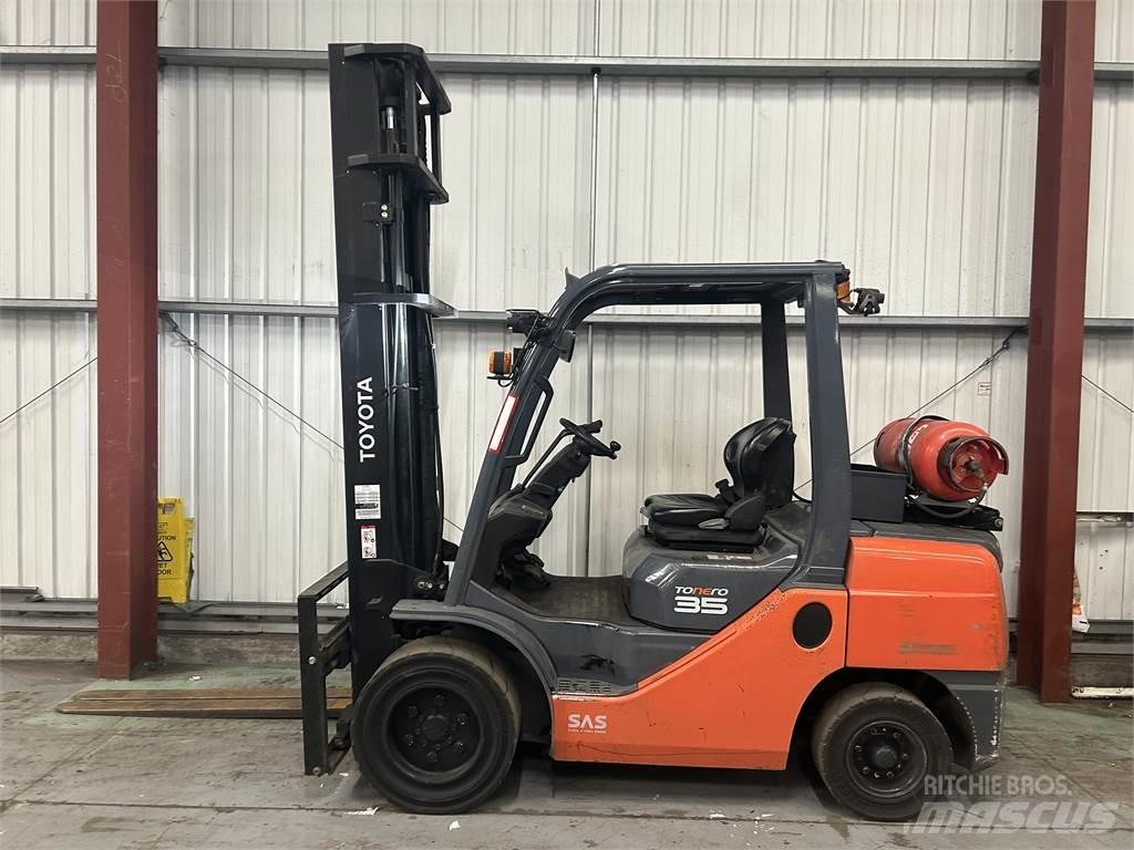 Toyota 02-8FGJF35 Carrelli elevatori GPL