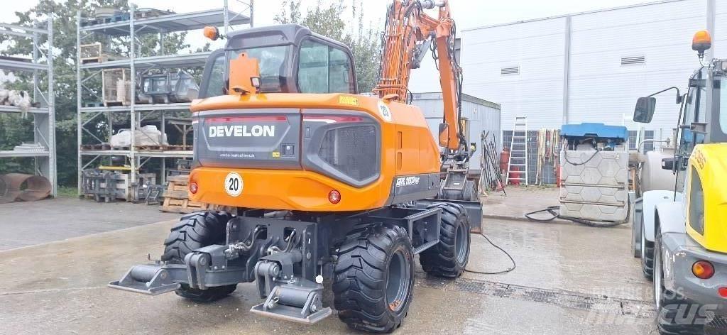 Doosan DX 100 W-7 Escavatori gommati