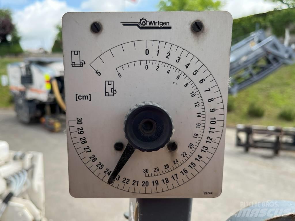 Wirtgen W 1000 F Fresa a freddo per asfalto