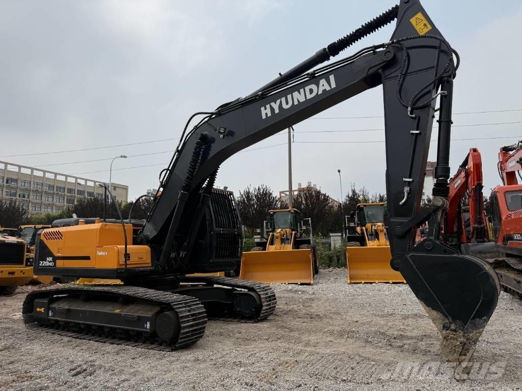 Hyundai HX 220 Escavatori cingolati