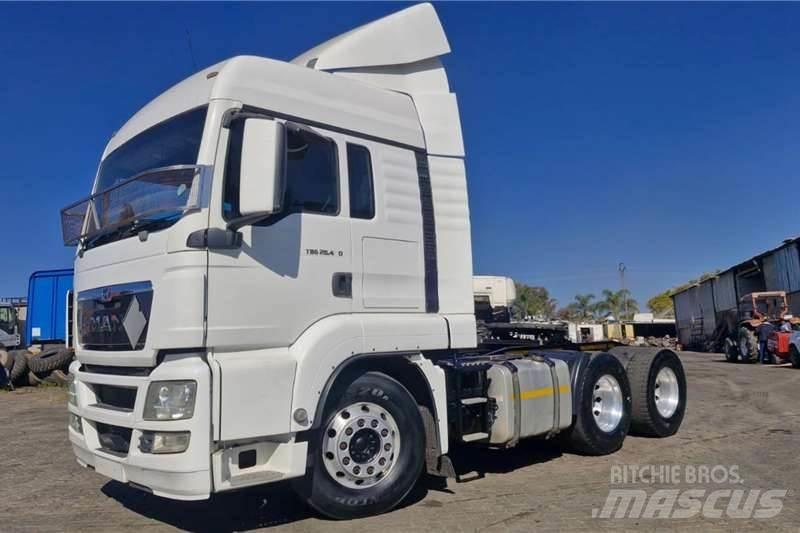 MAN 26-480 Camion altro