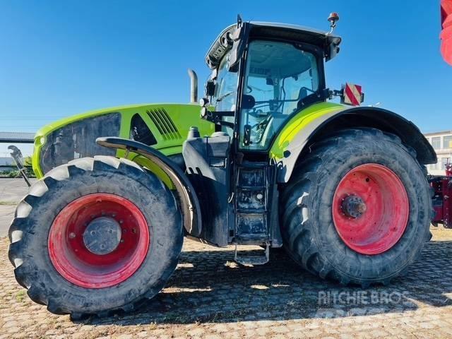 CLAAS Axion 950 Trattori