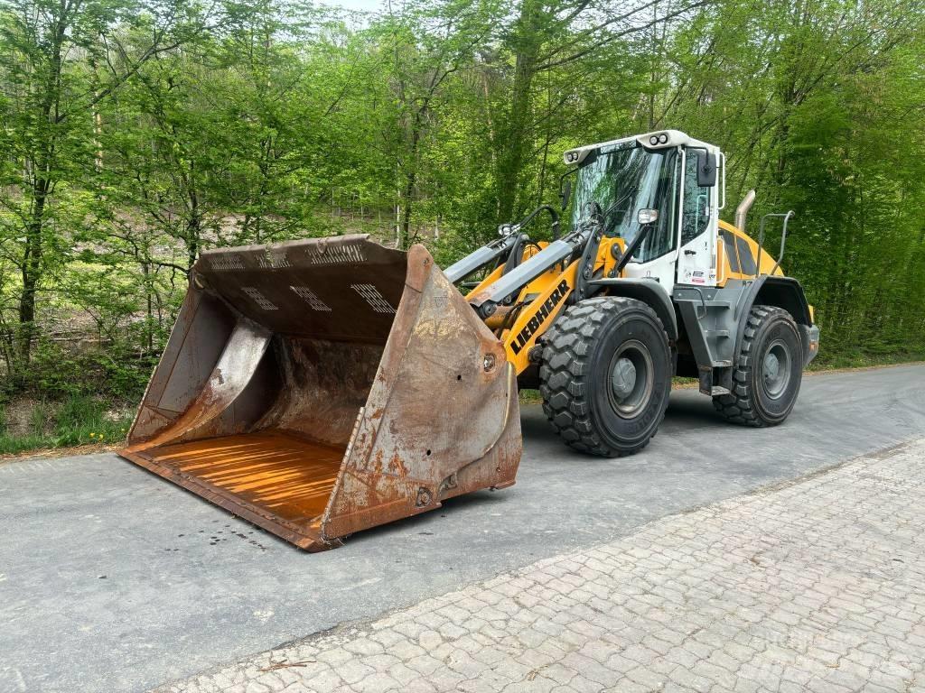 Liebherr L546 Pale gommate