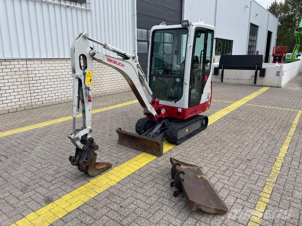 Takeuchi TB 216 Miniescavatori