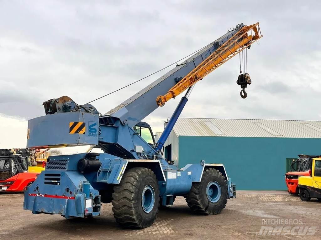 Terex RT780 Gru per terreni difficili