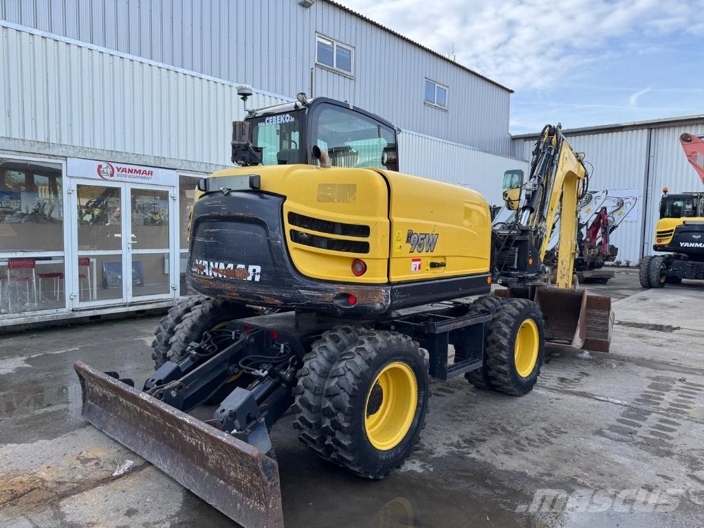 Yanmar B95W (40810) Escavatori gommati
