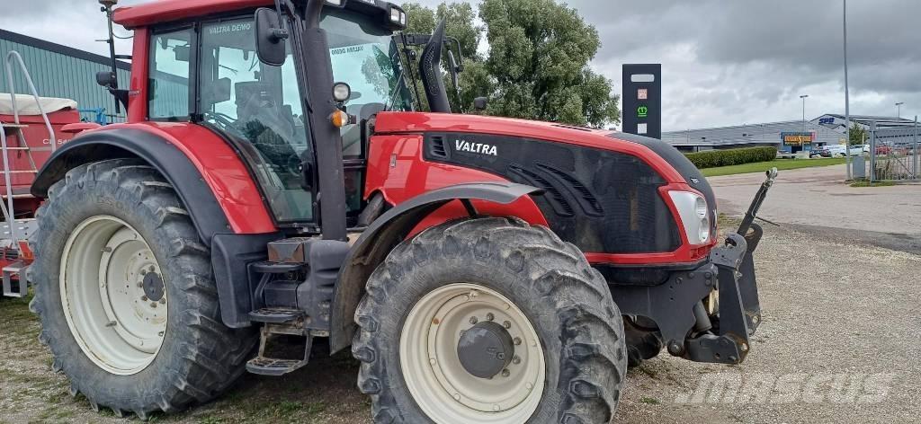 Valtra T 203 Trattori