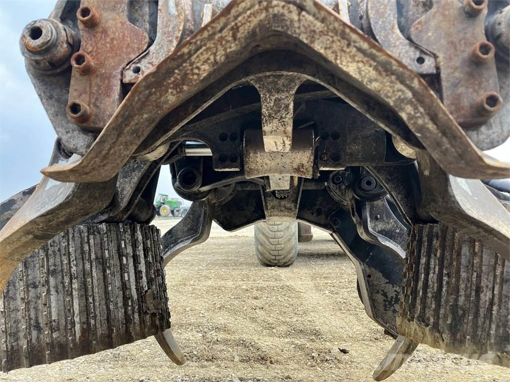 Komatsu 370.2 Decespugliatrici e trinciatrici idrauliche