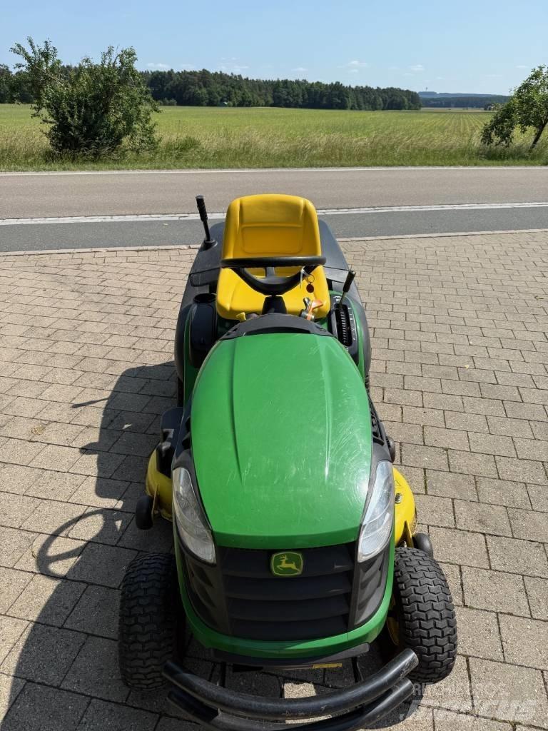 John Deere X 155 R Trattorini tagliaerba