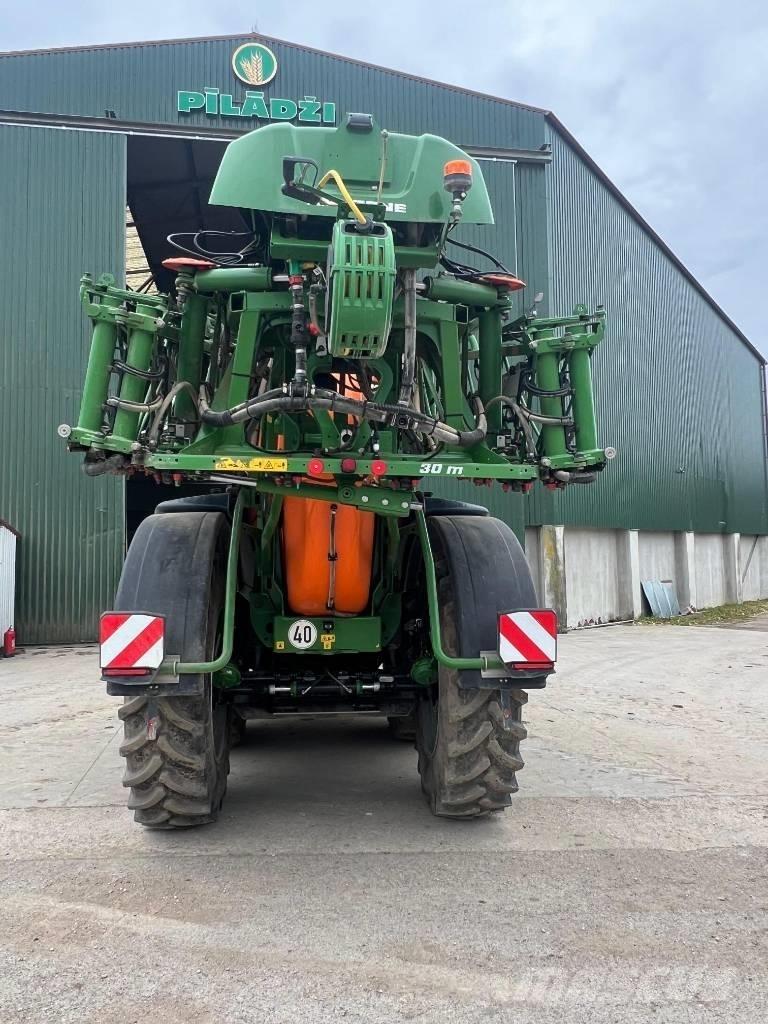 Amazone UX 11201 Irroratrici di fertilizzante