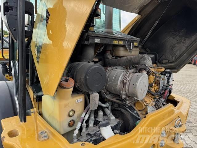 CAT 908 Pale gommate