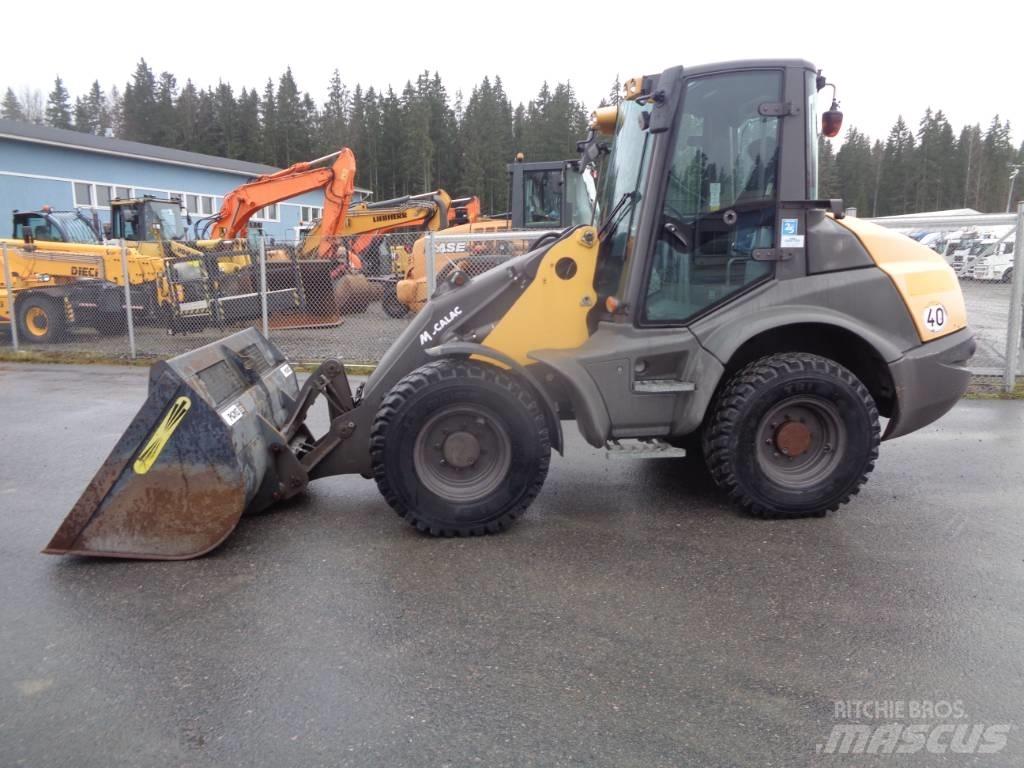Mecalac AF 1050 Pale gommate