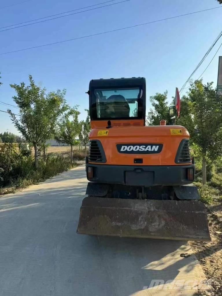 Doosan DX 60 Miniescavatori