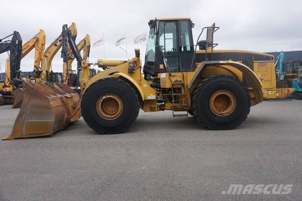CAT 966 G I Pale gommate