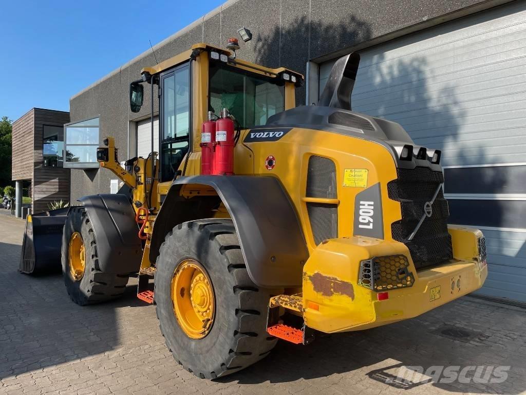 Volvo L90H Long boom Pale gommate