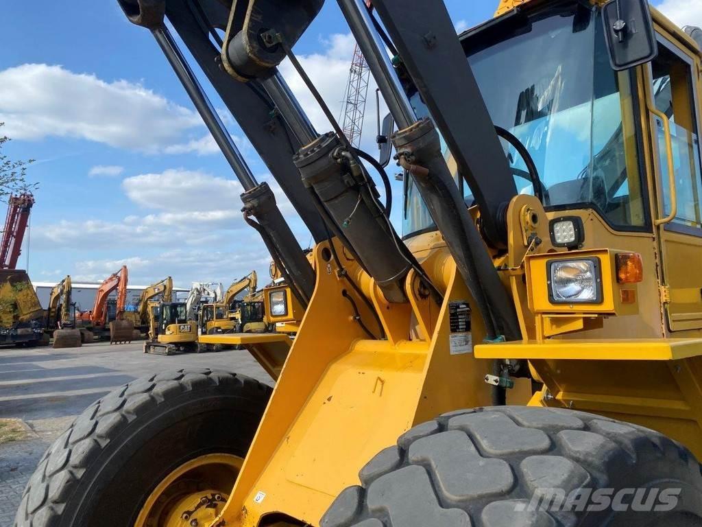Volvo L70 D NVT Pale gommate