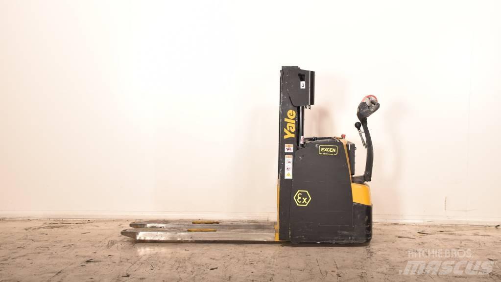 Yale MS20 Transpallet uomo a terra