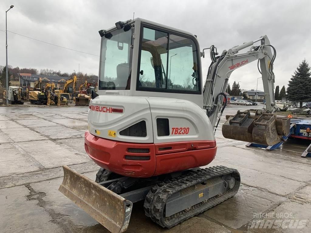 Takeuchi TB230 V3 Miniescavatori