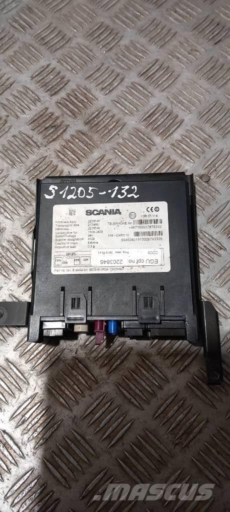 Scania R 440.    2203848 Componenti elettroniche