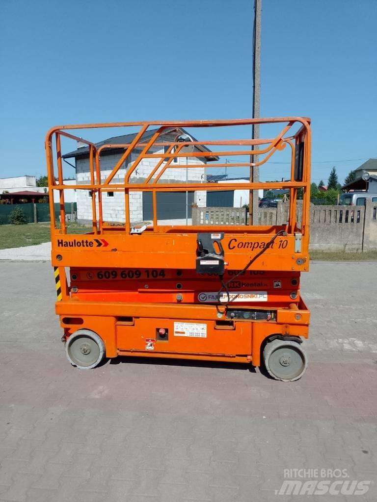 Haulotte Compact 10 Piattaforme a pantografo