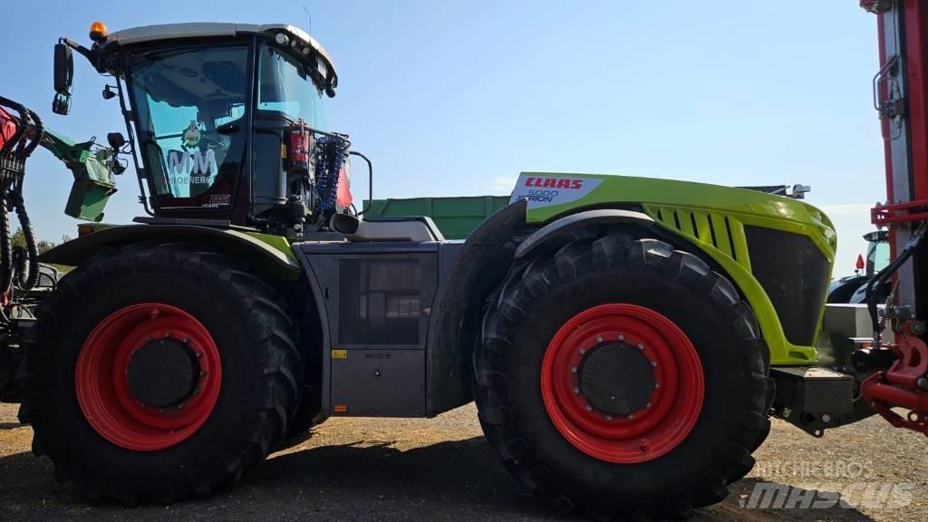 CLAAS Xerion 5000 VC Trattori