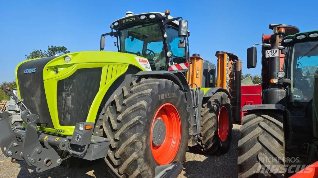 CLAAS Xerion 5000 VC Trattori