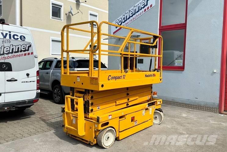 Haulotte Compact 12 Piattaforme a pantografo