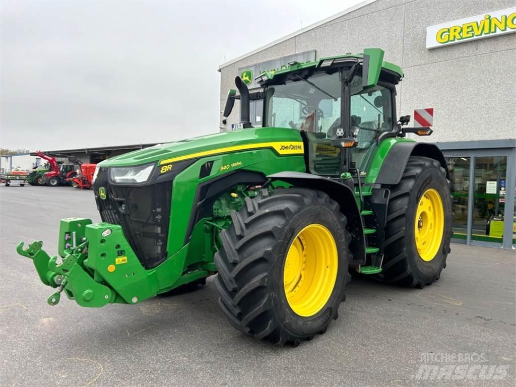 John Deere 8R340 Trattori