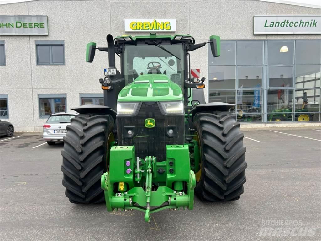 John Deere 8R340 Trattori